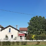 Nyaraló A La Ferme Avec Piscine Urgosse
