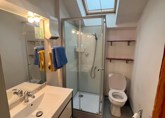 بيت للعطل A La Ferme Avec Piscine *